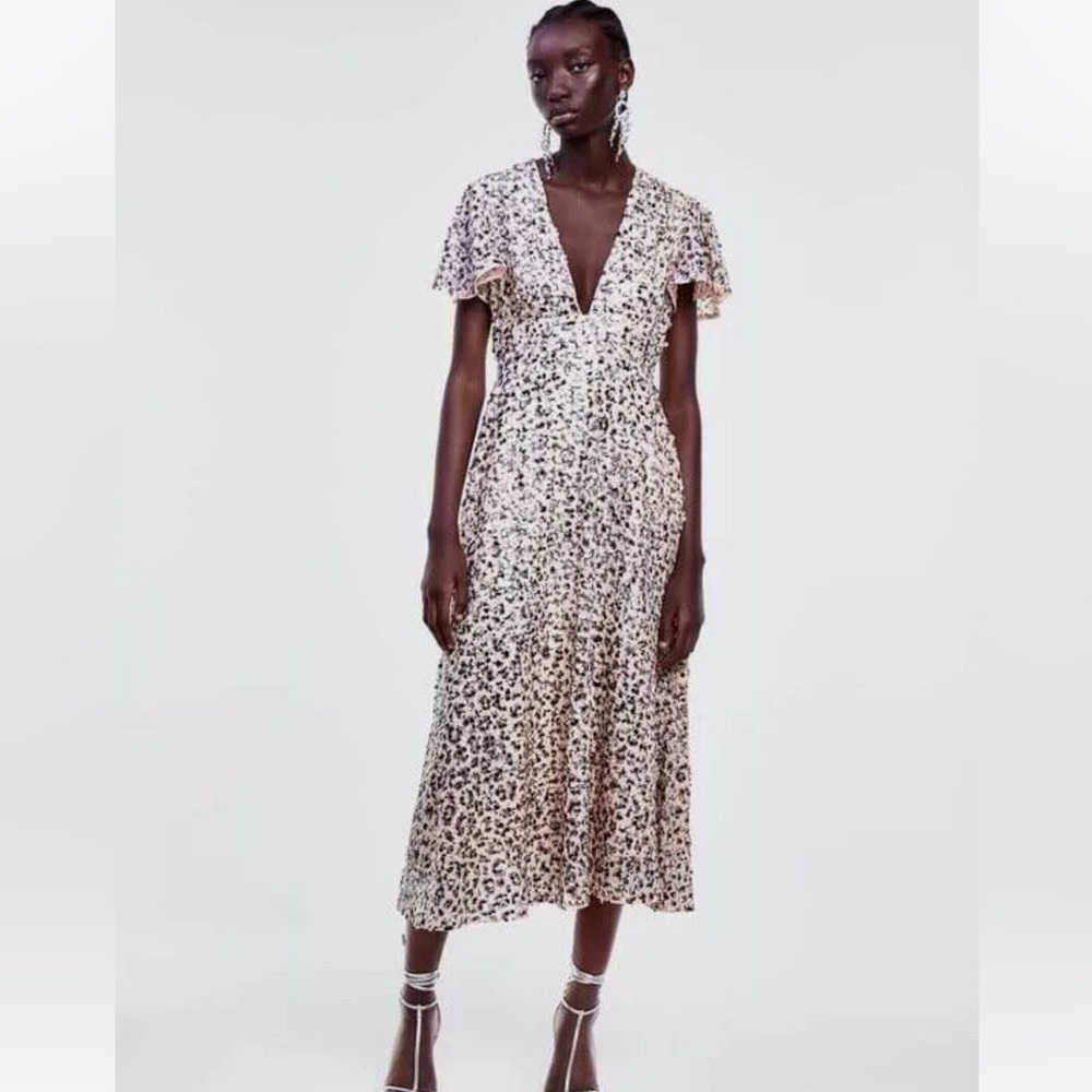 Zara Sequin limited edition pale pink V-neck dress with butterfly sleeves XS